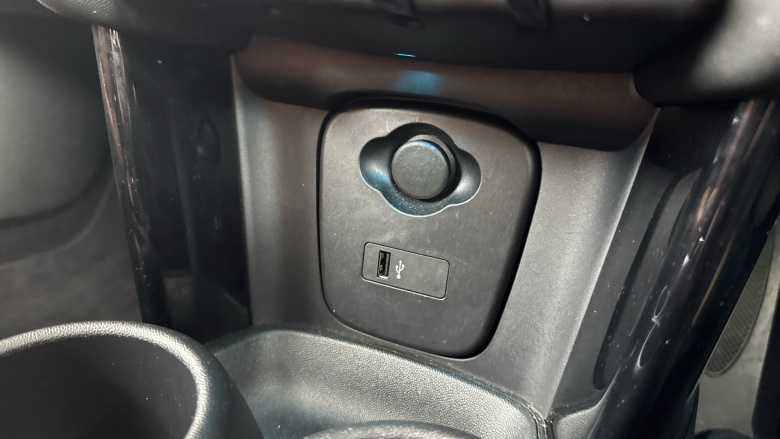 MINI Hatchback 2.0 Cooper S Exclusive II 3dr Auto [Comfort Pack] Petrol Hatchback